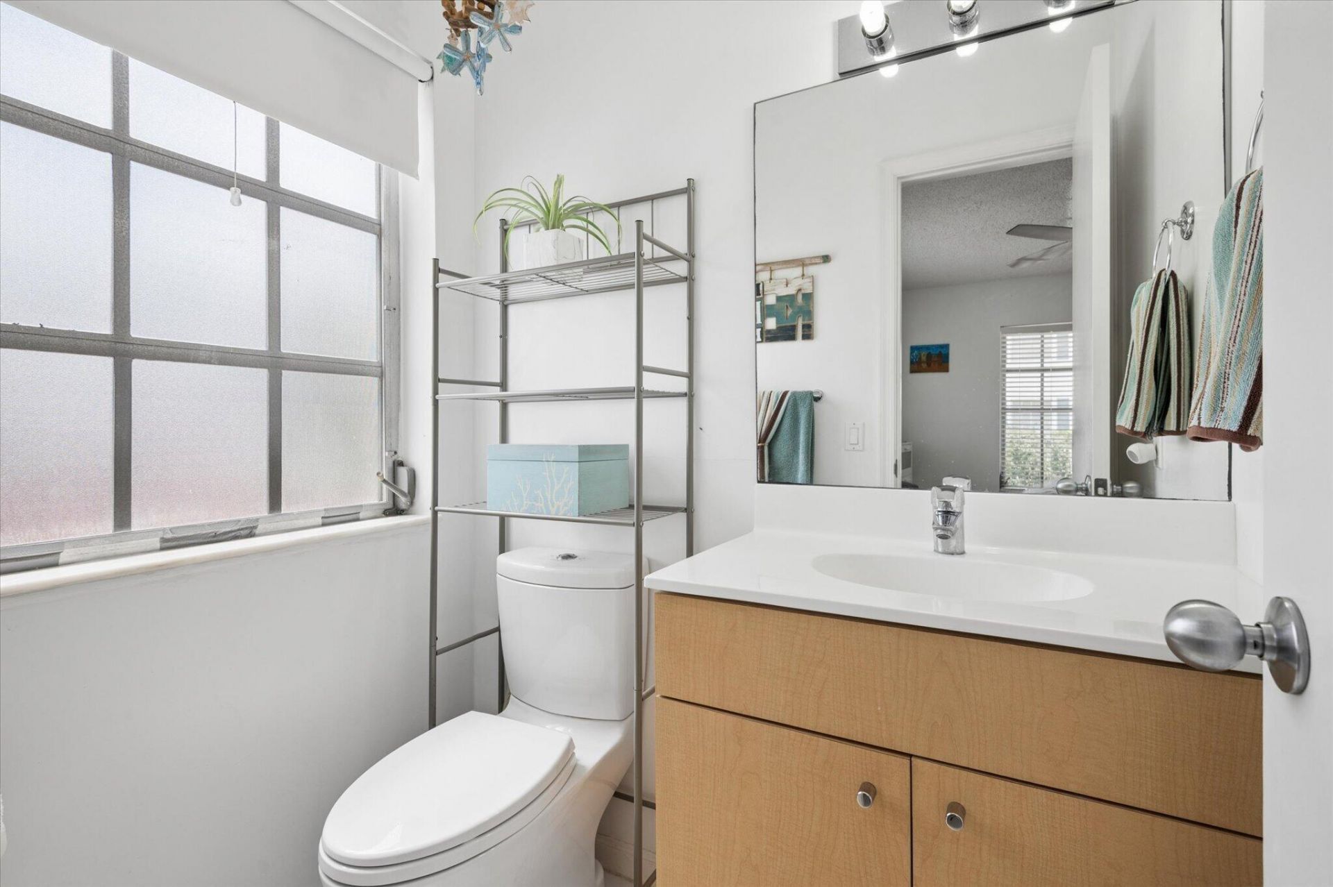2210 NE 67th Street, Unit 1211, Fort Lauderdale, FL 33308 Photo