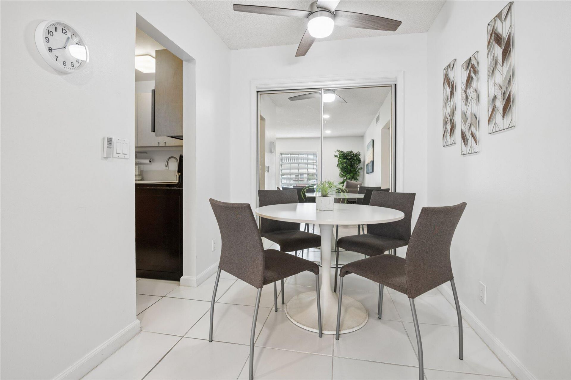 2210 NE 67th Street, Unit 1211, Fort Lauderdale, FL 33308 Photo