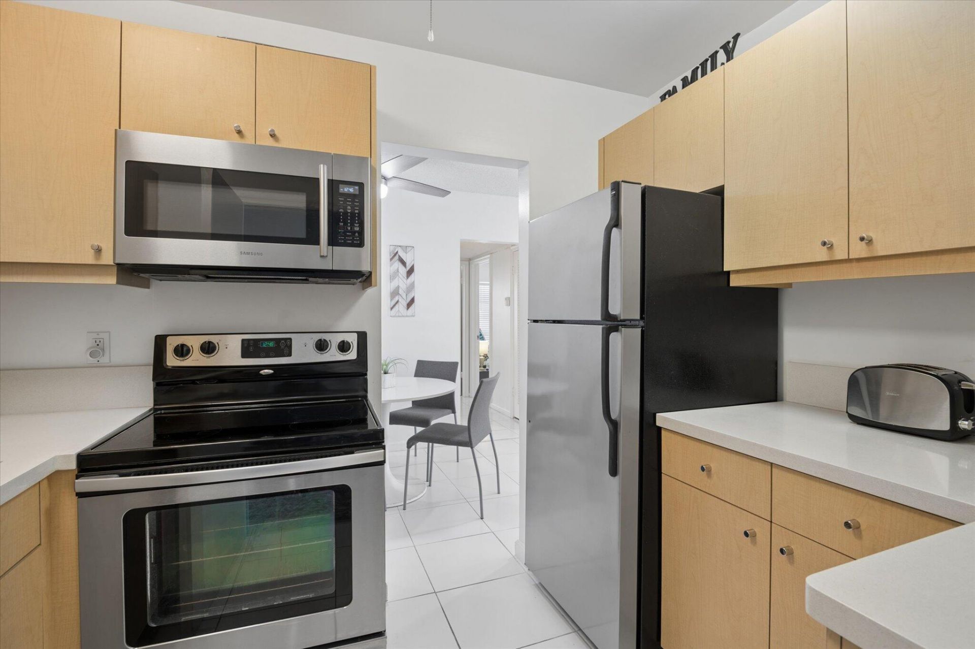 2210 NE 67th Street, Unit 1211, Fort Lauderdale, FL 33308 Photo