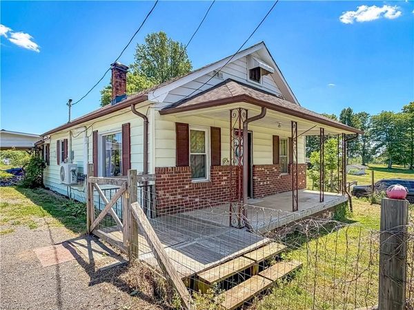 147 Handy Walker Street , North Wilkesboro, NC 28659