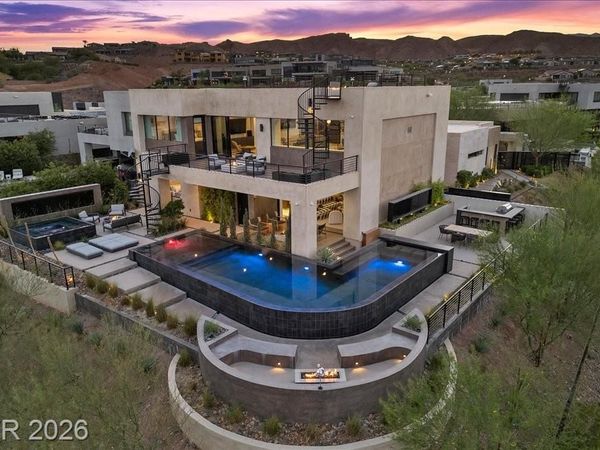32 Highland Cove Lane , Henderson, NV 89011
