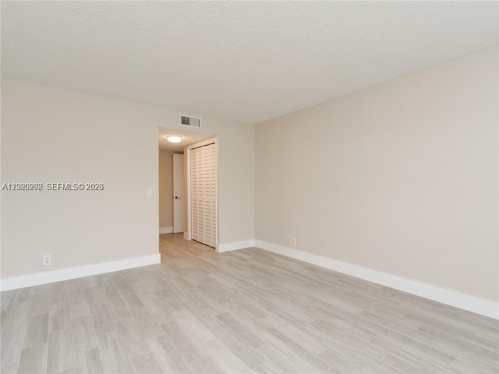 436 Lakeview Dr , Unit 203, Weston, FL 33326 Photo