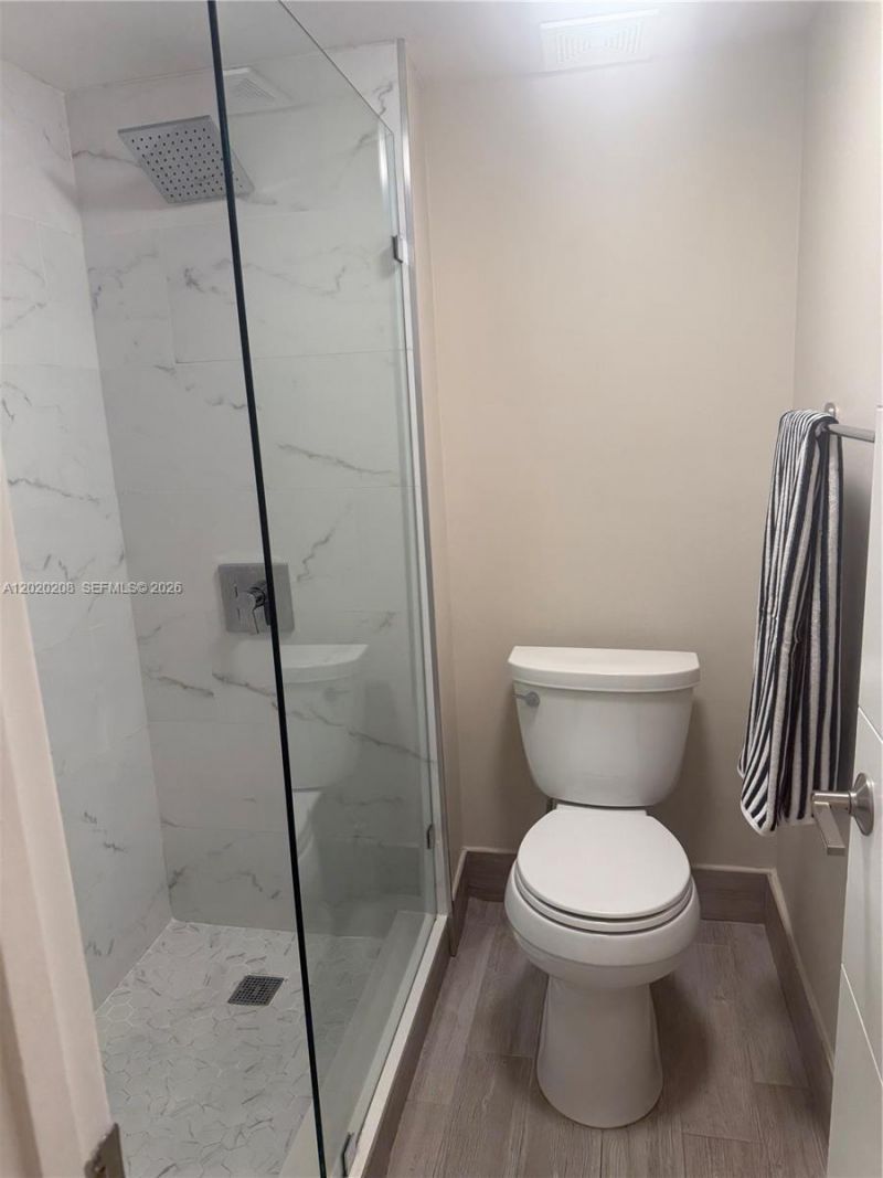 436 Lakeview Dr , Unit 203, Weston, FL 33326 Photo