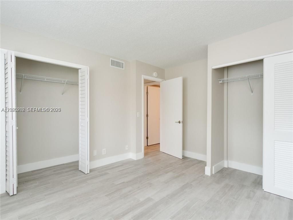 436 Lakeview Dr , Unit 203, Weston, FL 33326 Photo
