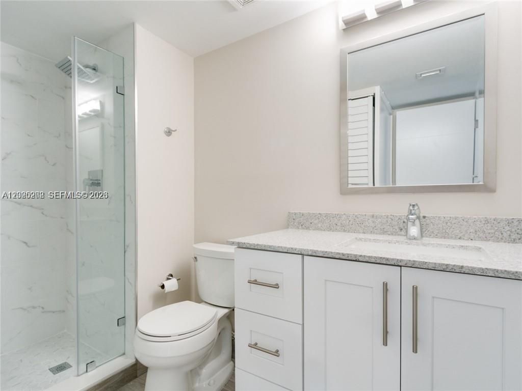436 Lakeview Dr , Unit 203, Weston, FL 33326 Photo