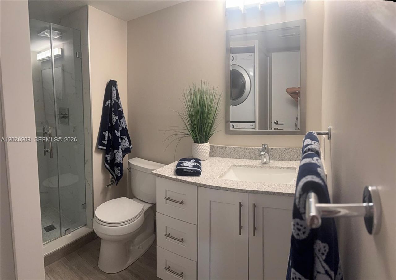 436 Lakeview Dr , Unit 203, Weston, FL 33326 Photo