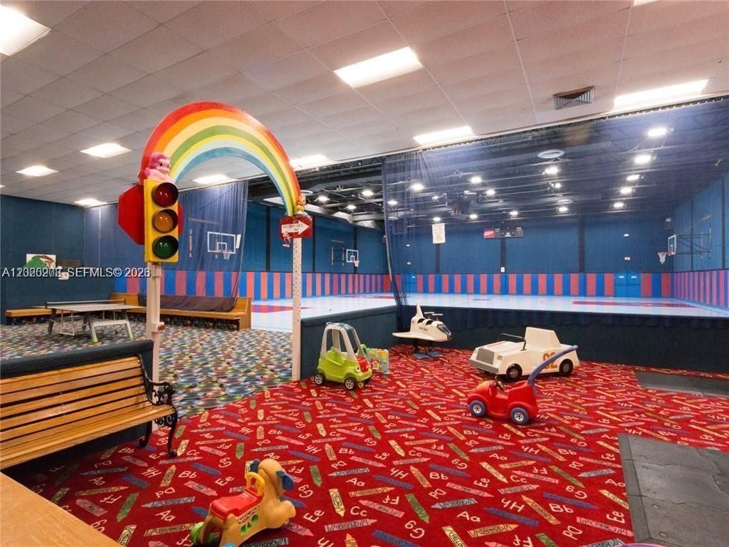 436 Lakeview Dr , Unit 203, Weston, FL 33326 Photo