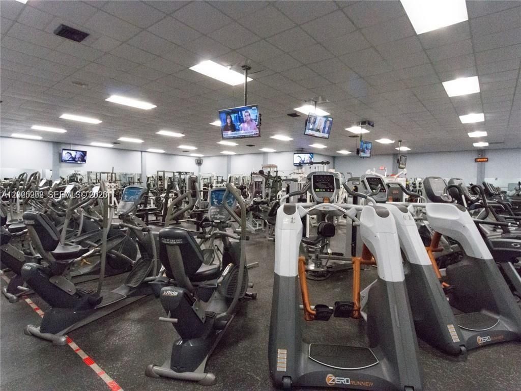 436 Lakeview Dr , Unit 203, Weston, FL 33326 Photo