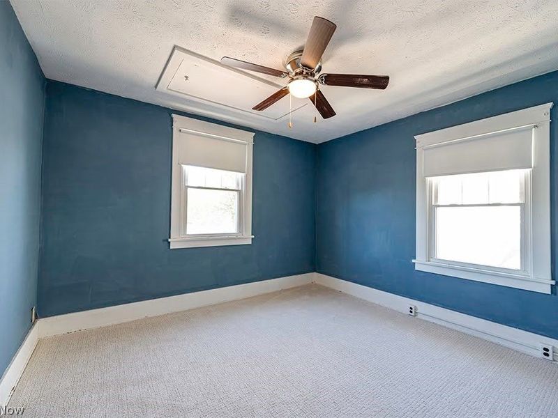 227 Roselawn Avenue NE, Warren, OH 44483 Photo 26