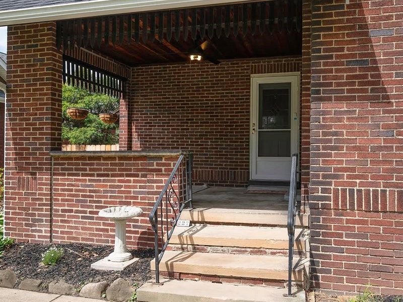 227 Roselawn Avenue NE, Warren, OH 44483 Photo 6