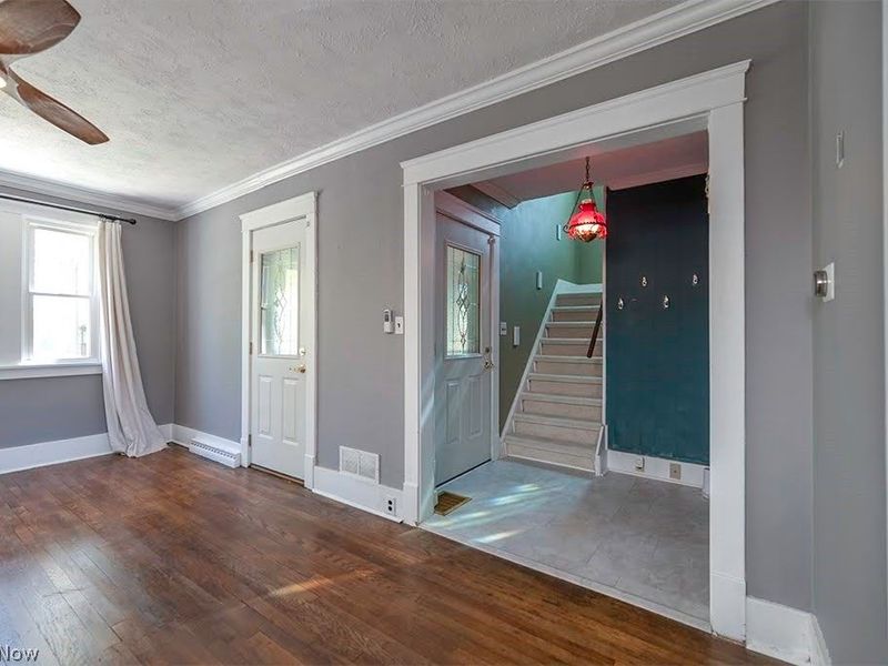227 Roselawn Avenue NE, Warren, OH 44483 Photo 9
