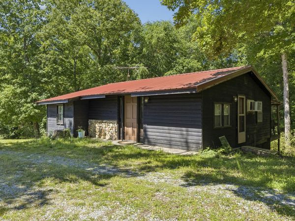 710 Shine Ln , Cadiz, KY 42211