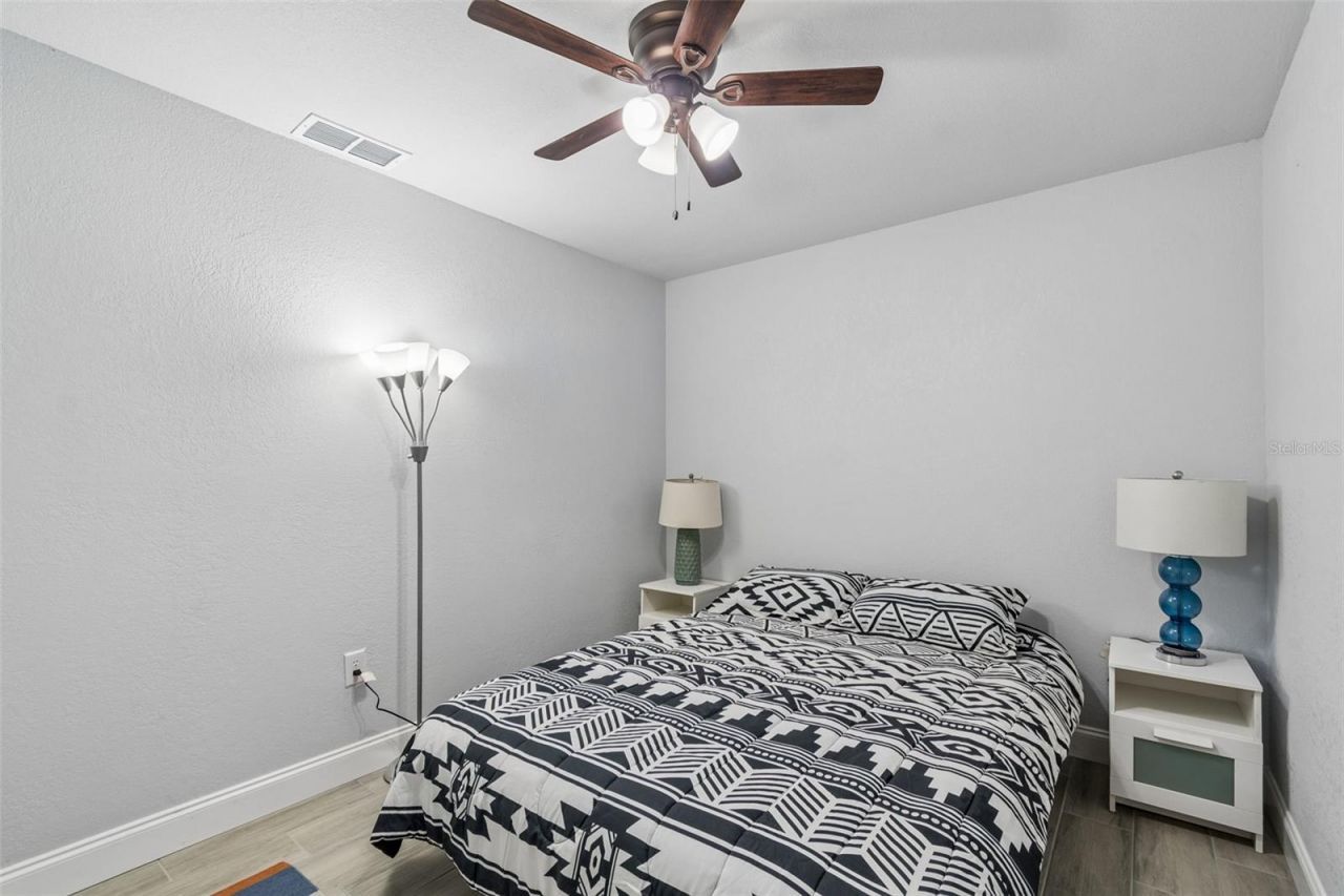 2105 46th Avenue Drive W, Bradenton, FL 34207 Photo