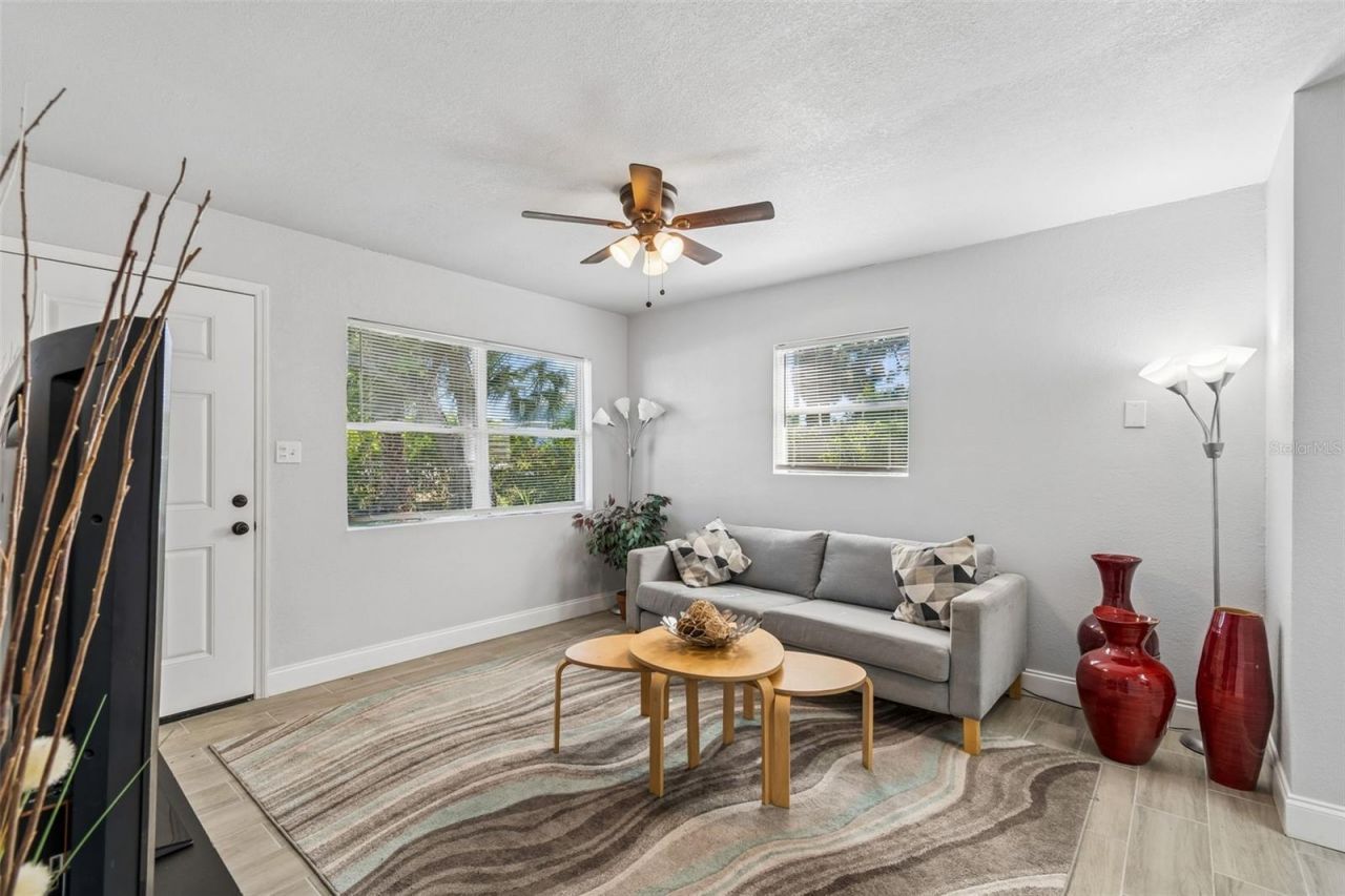 2105 46th Avenue Drive W, Bradenton, FL 34207 Photo