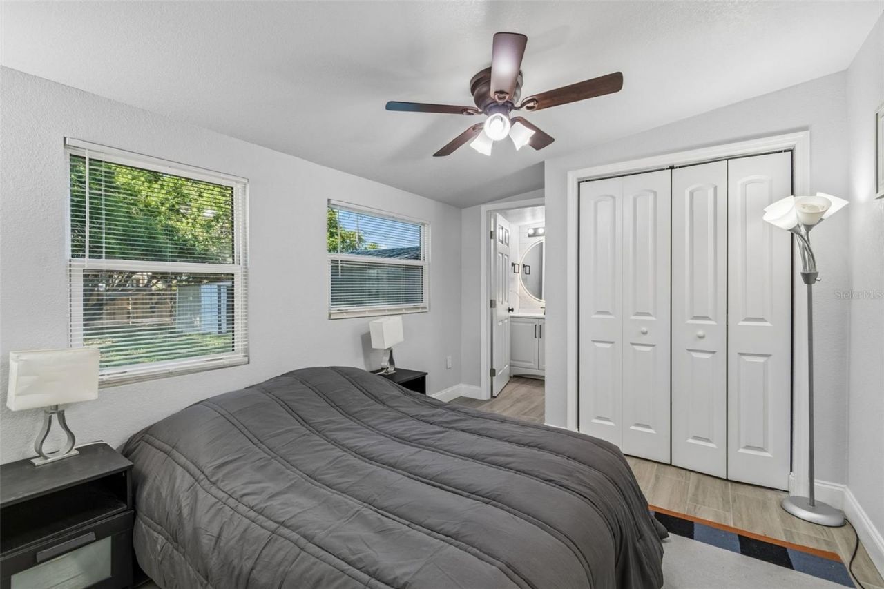 2105 46th Avenue Drive W, Bradenton, FL 34207 Photo