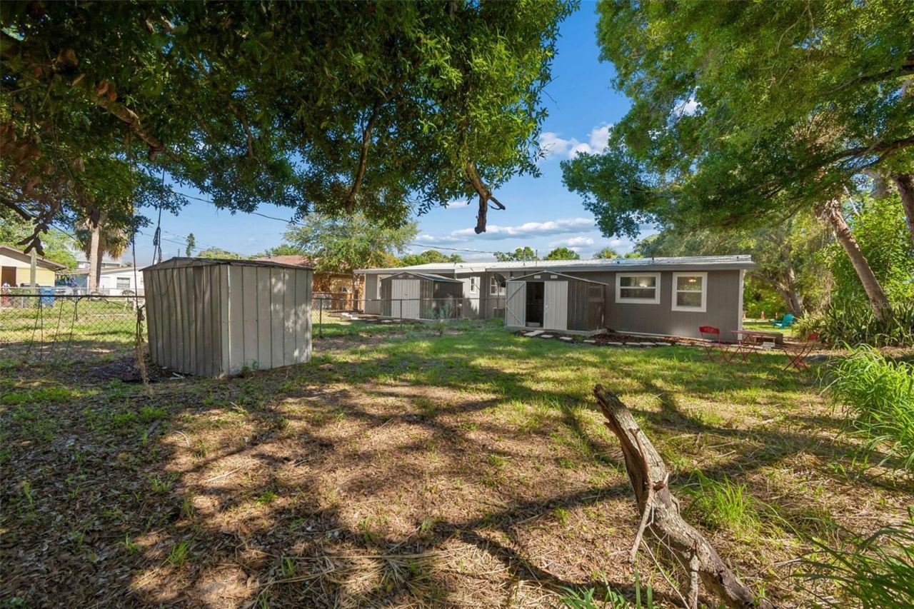 2105 46th Avenue Drive W, Bradenton, FL 34207 Photo