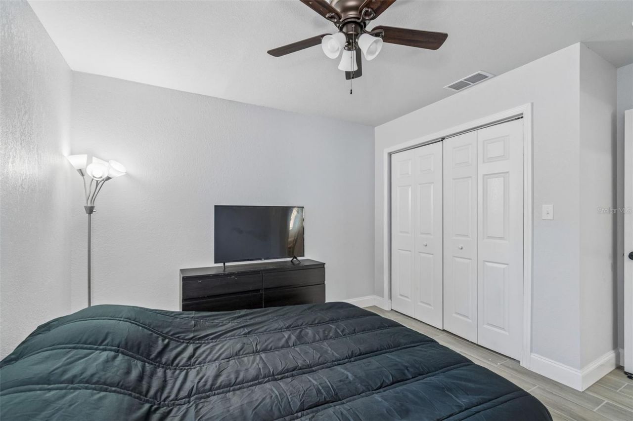 2105 46th Avenue Drive W, Bradenton, FL 34207 Photo