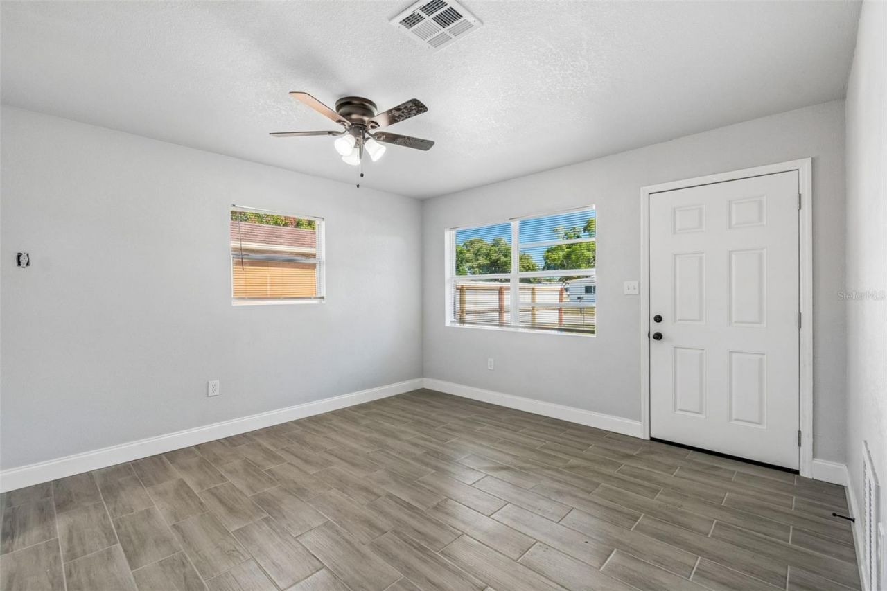 2105 46th Avenue Drive W, Bradenton, FL 34207 Photo