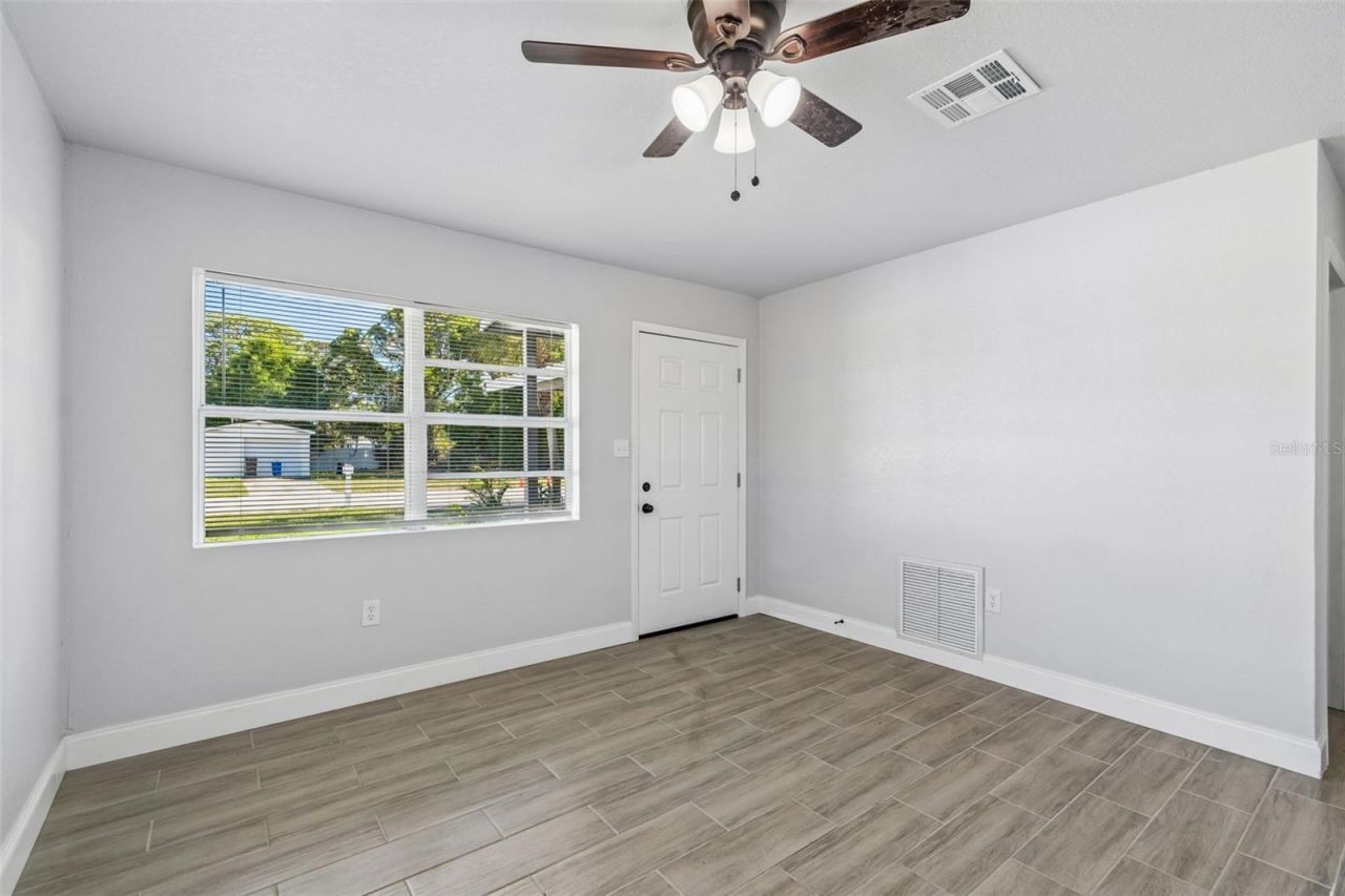 2105 46th Avenue Drive W, Bradenton, FL 34207 Photo