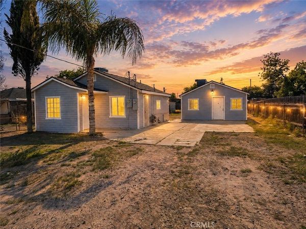 2403 S I, Bakersfield, CA 93304