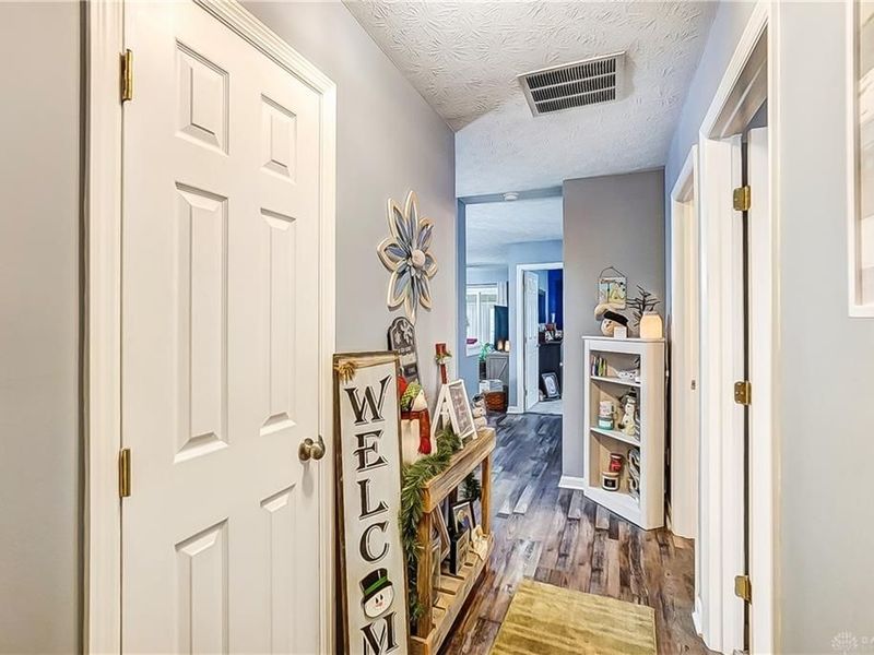 4205 Bird Dog Court, Dayton, OH 45424 Photo 5