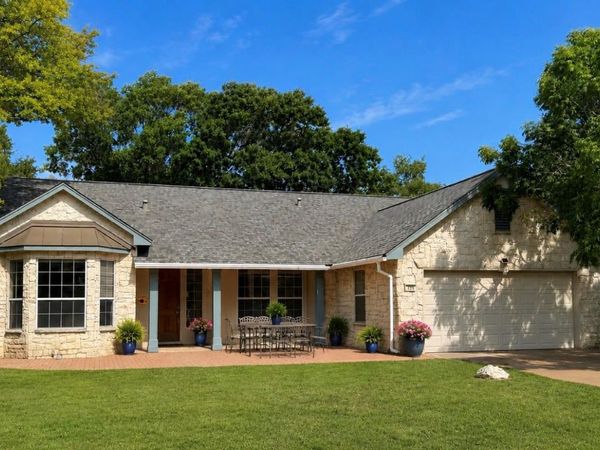 129 Cold Springs DR, Georgetown, TX 78633