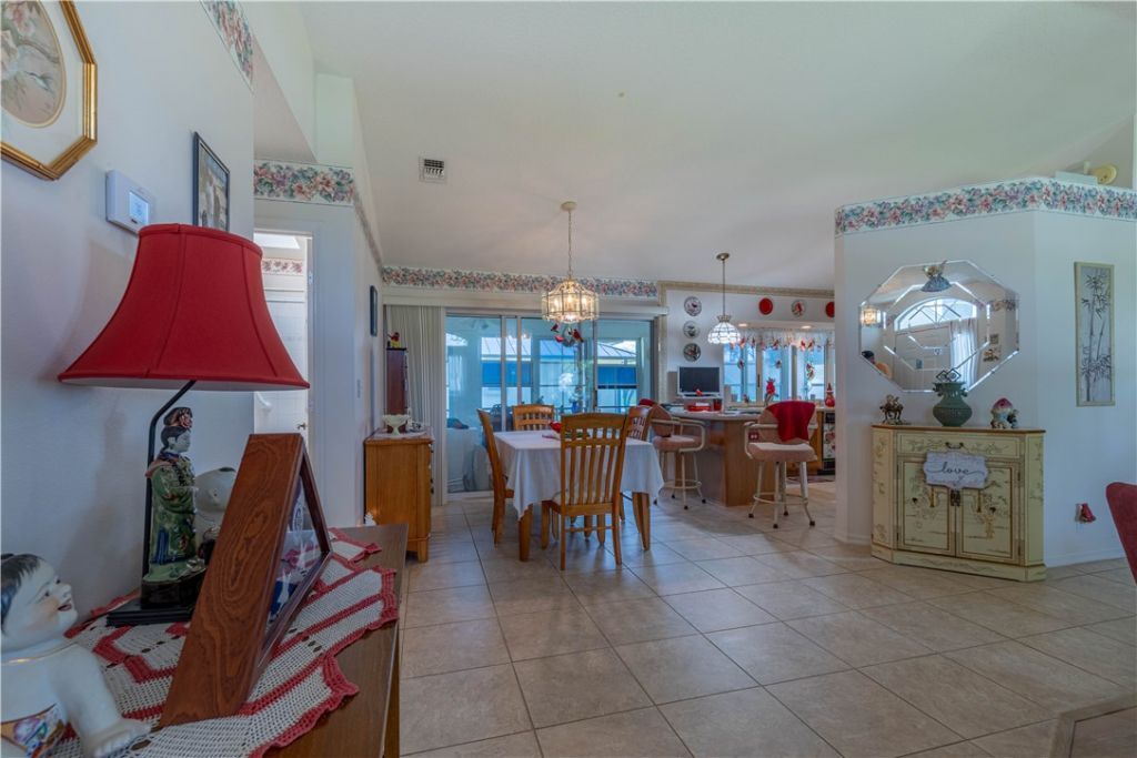 572 Citrus Avenue, Sebastian, FL 32958 Photo