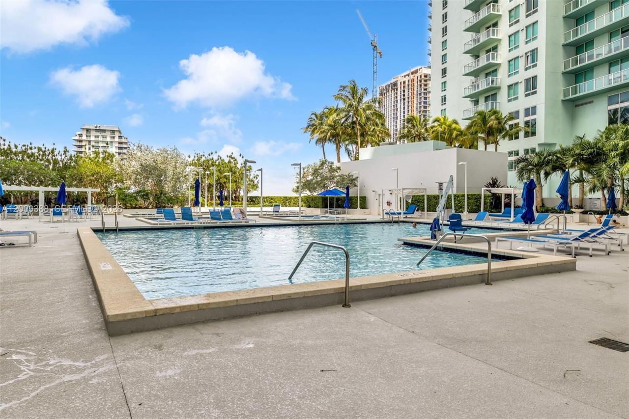 1800 N Bayshore Dr, Unit 4208, Miami, FL 33132 Photo