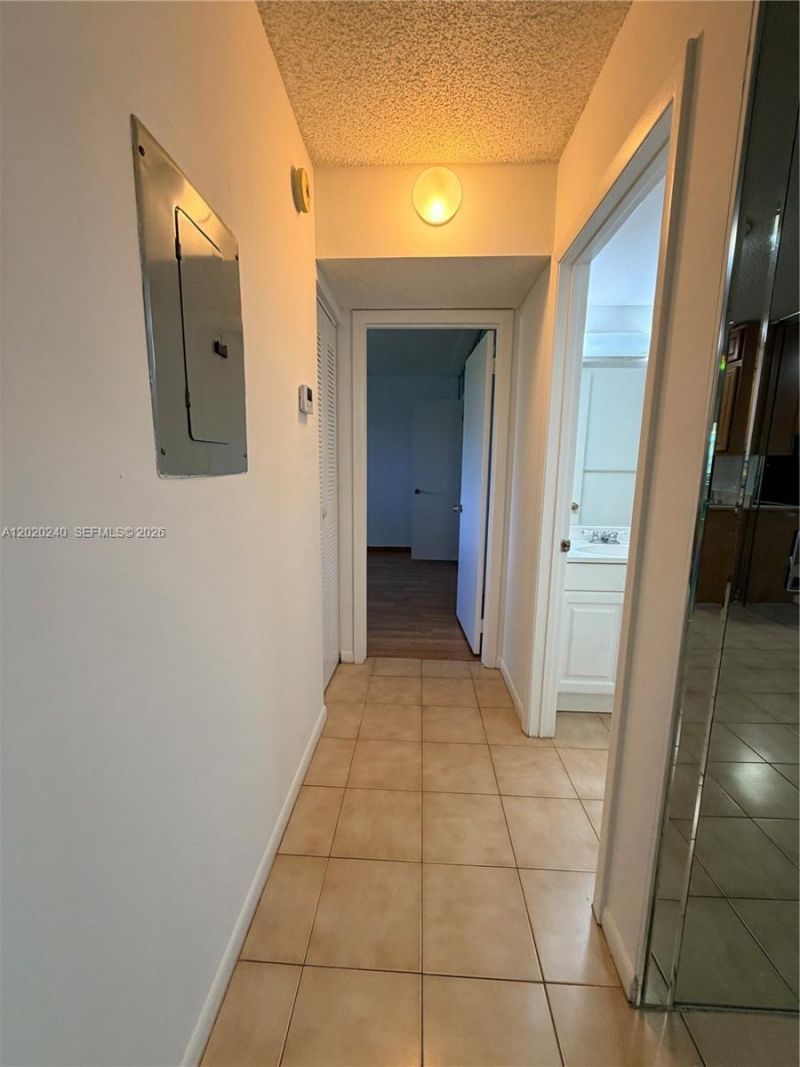 588 Trace Cir , Unit 202, Deerfield Beach, FL 33441 Photo