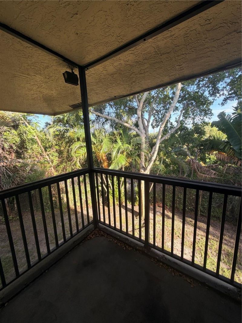 588 Trace Cir , Unit 202, Deerfield Beach, FL 33441 Photo