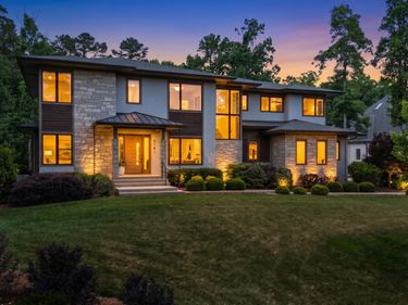 5141 Avalaire Oaks Drive, Raleigh, NC 27614