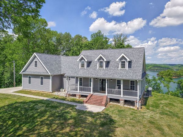 487 Cedar Hill Rd, Celina, TN 38551