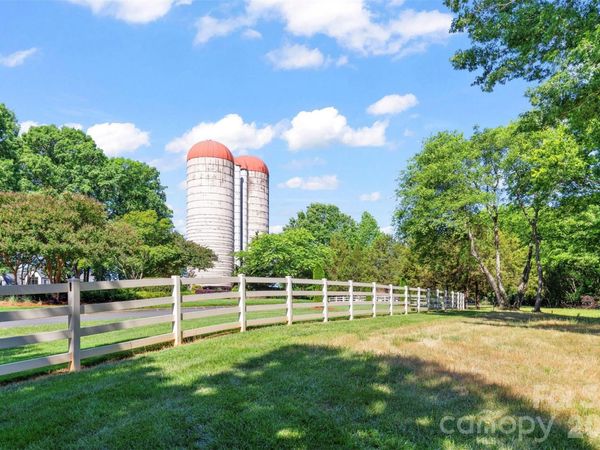 6639 Joli Cheval Lane , Mint Hill, NC 28227