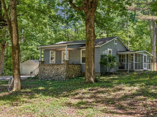 1809 Dry Valley Road, Rossville, GA 30741