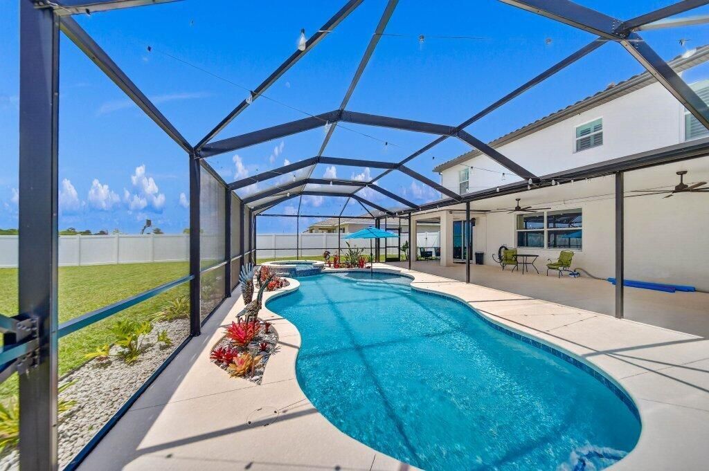 7528 NW Deysbrook Lane, Port Saint Lucie, FL 34987 Photo