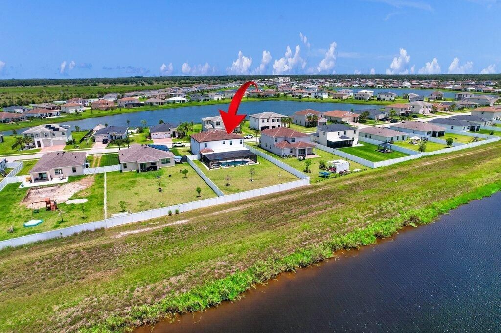 7528 NW Deysbrook Lane, Port Saint Lucie, FL 34987 Photo
