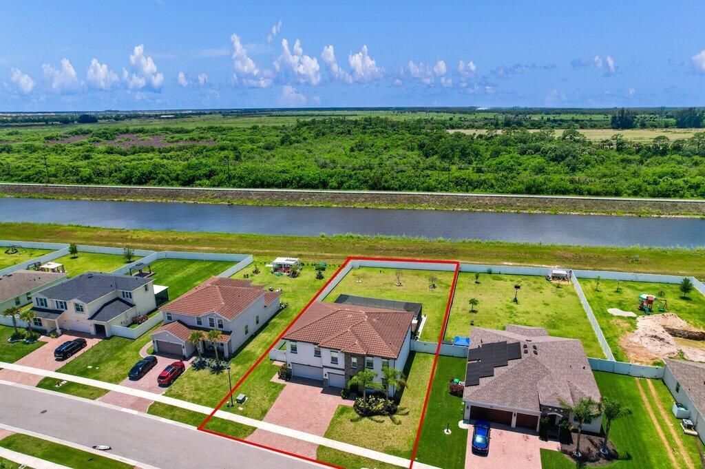7528 NW Deysbrook Lane, Port Saint Lucie, FL 34987 Photo