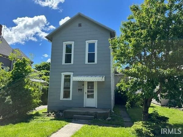 212 E Washington Street, Bluffton, IN 46714