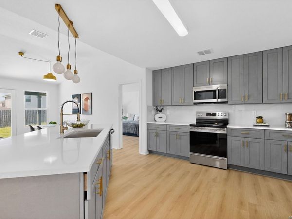 7306 CONCERTO DR, San Antonio, TX 78266