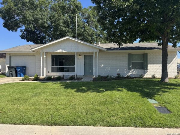 606 BAVARIAN DR, New Braunfels, TX 78130