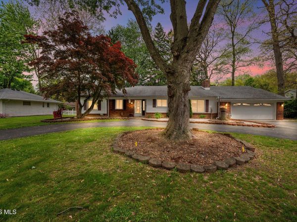 3658 Lauderdale Drive, Toledo, OH 43615