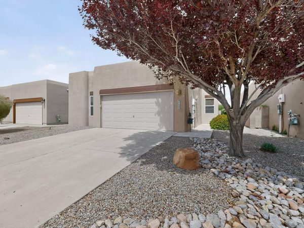 9740 Calle Chamisa NW, Albuquerque, NM 87114
