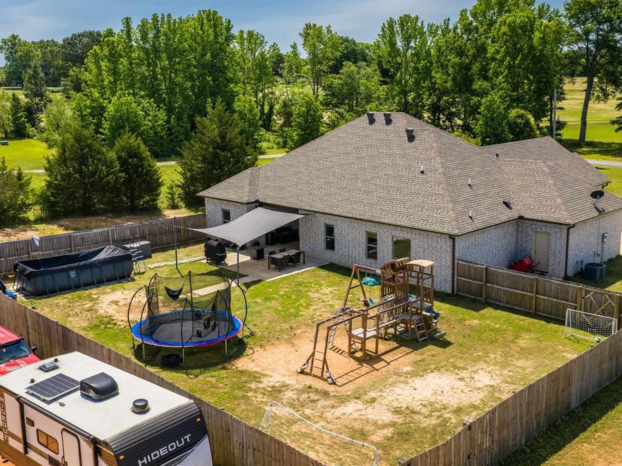 Property Image 36
