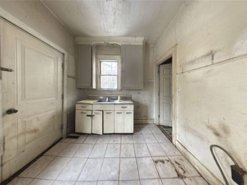 732 Kendall Avenue, Steubenville, OH 43952 Photo 7