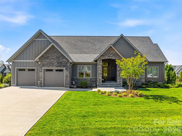 400 Samuel Drive, Mills River, NC 28759