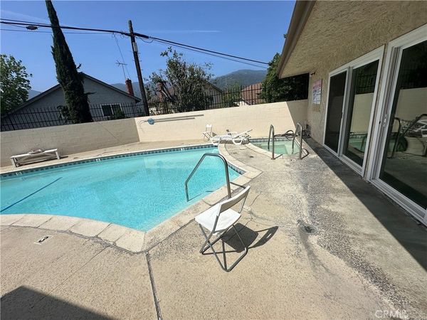 3010 Montrose, Glendale, CA 91214