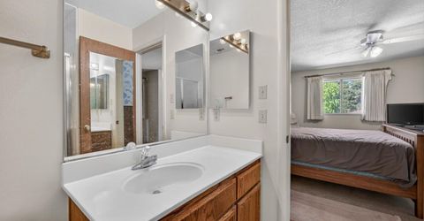 30 Park Place Ct, Sacramento, CA 95831 Photo