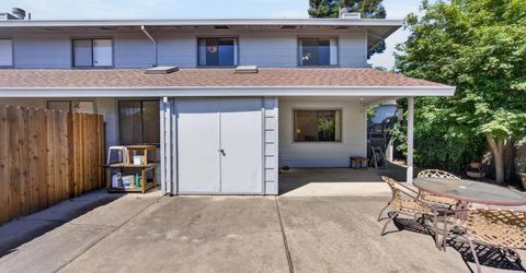 30 Park Place Ct, Sacramento, CA 95831 Photo