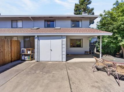 30 Park Place Ct, Sacramento, CA 95831 Photo