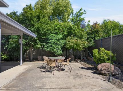 30 Park Place Ct, Sacramento, CA 95831 Photo